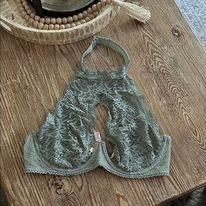 Victoria's Secret Green Lace Bralette Intimates